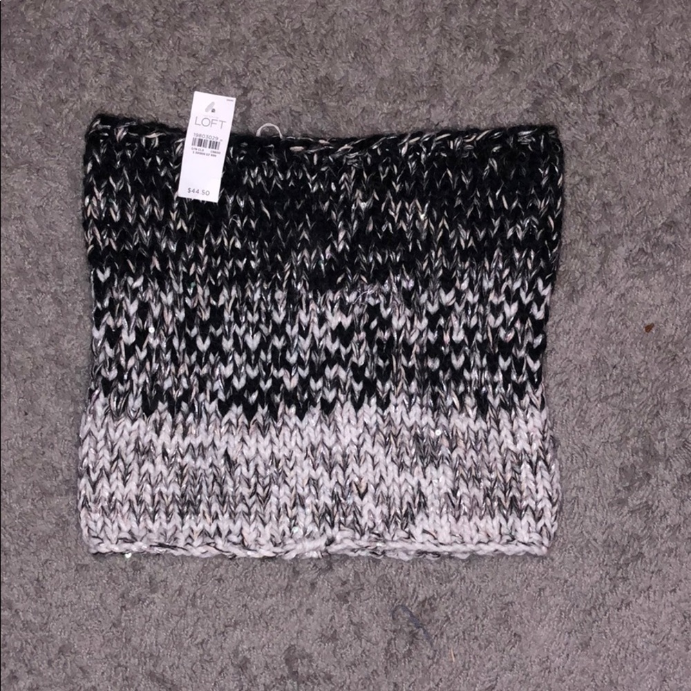 Loft scarf
